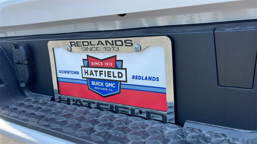 New 2025 GMC Canyon Elevation image 28