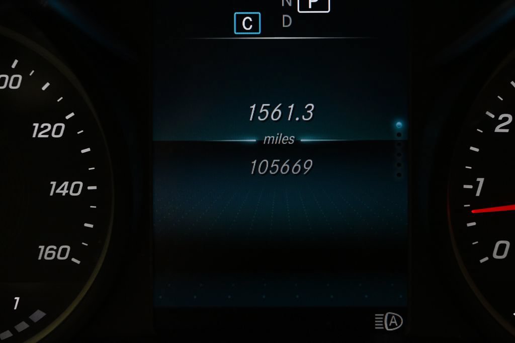 Certified 2021 Mercedes-Benz GLC 300 image 12
