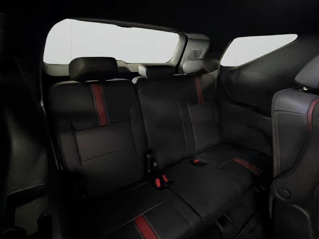 New 2027 Chevrolet Traverse RS w/ LPO, Floor Liner Package AWD/4WD image 49