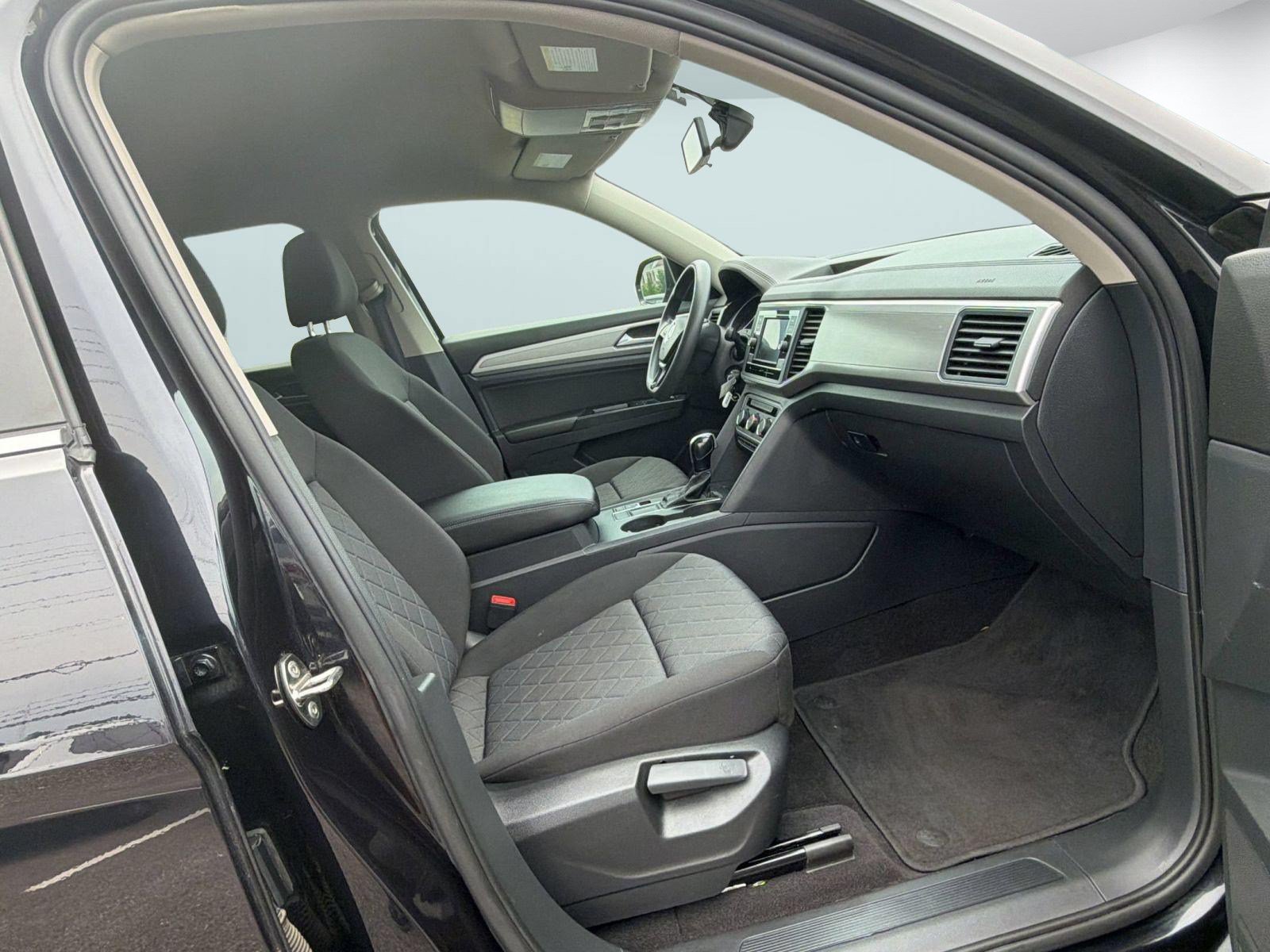 Used 2019 Volkswagen Atlas S FWD image 22