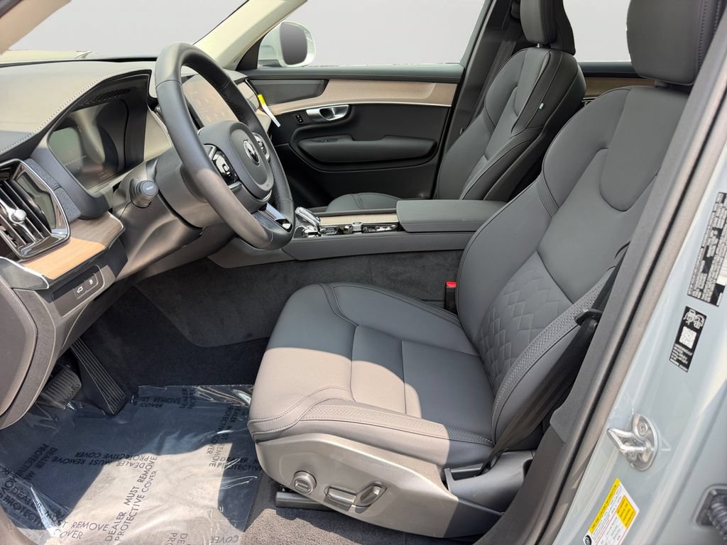 Certified 2026 Volvo XC90 T8 Plus w/ Protection Package Premier AWD/4WD image 16