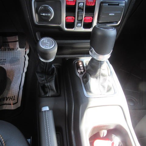 Used 2025 Jeep Gladiator Sport AWD/4WD image 28