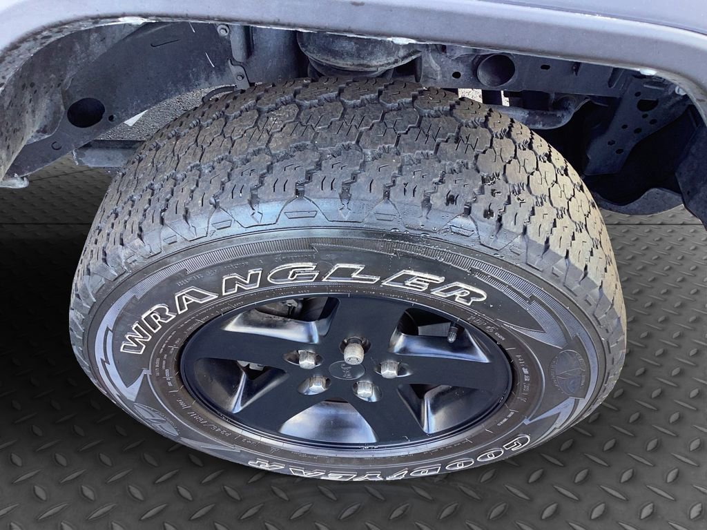 Used 2022 Jeep Wrangler Unlimited Rubicon 4xe w/ Cold Weather Group image 27