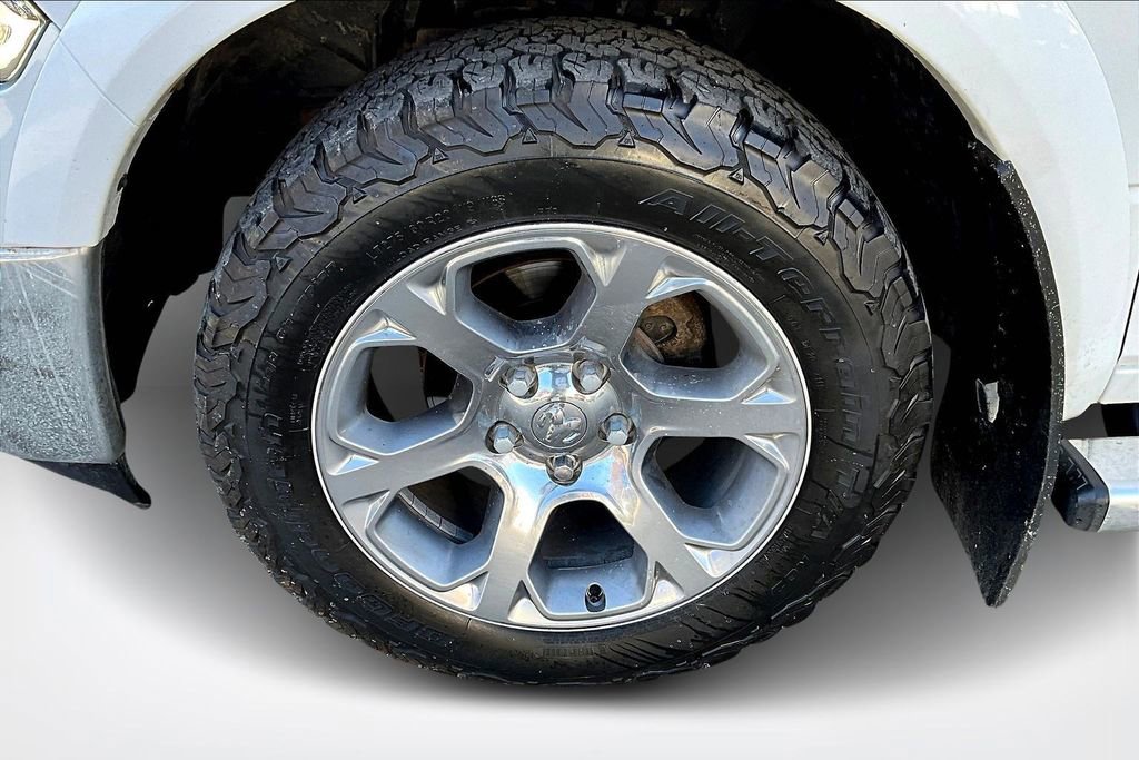 Used 2017 RAM 1500 Laramie image 33