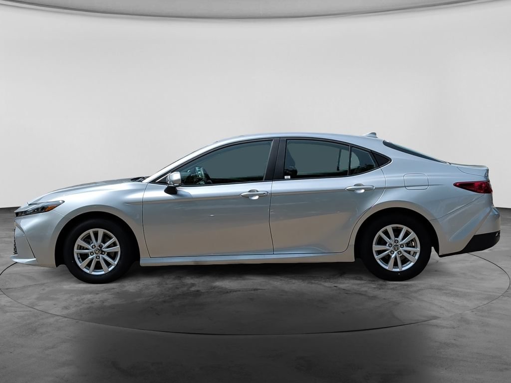 Used 2026 Toyota Camry LE FWD image 4