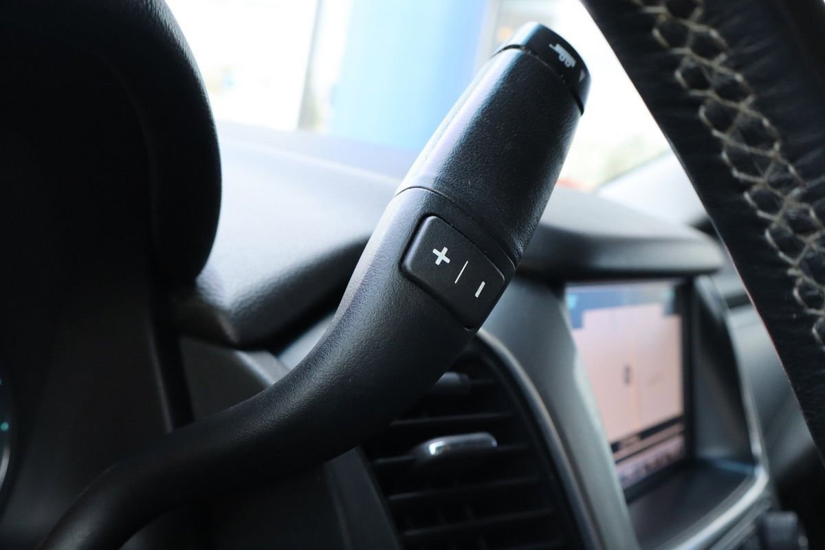 Used 2018 Chevrolet Tahoe Premier image 19