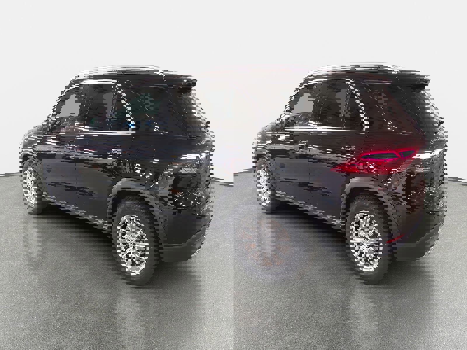 Used 2024 Mercedes-Benz GLE 450e 4MATIC image 5