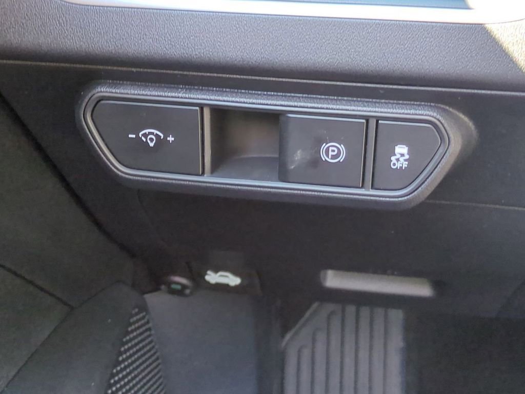 New 2026 Kia K4 LXS image 18