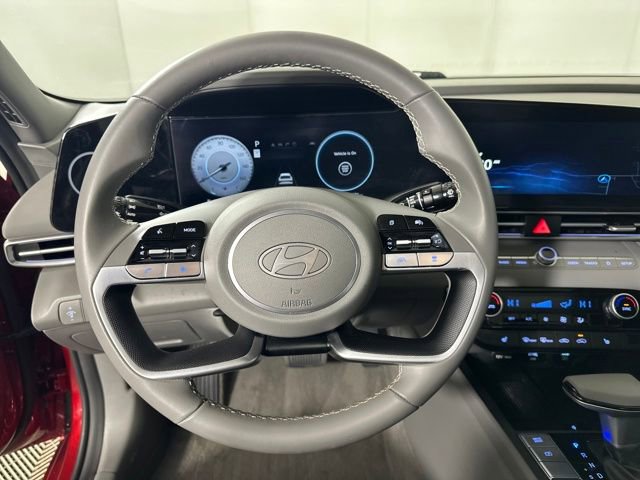 Certified 2024 Hyundai Elantra SEL w/ Convenience Package image 14