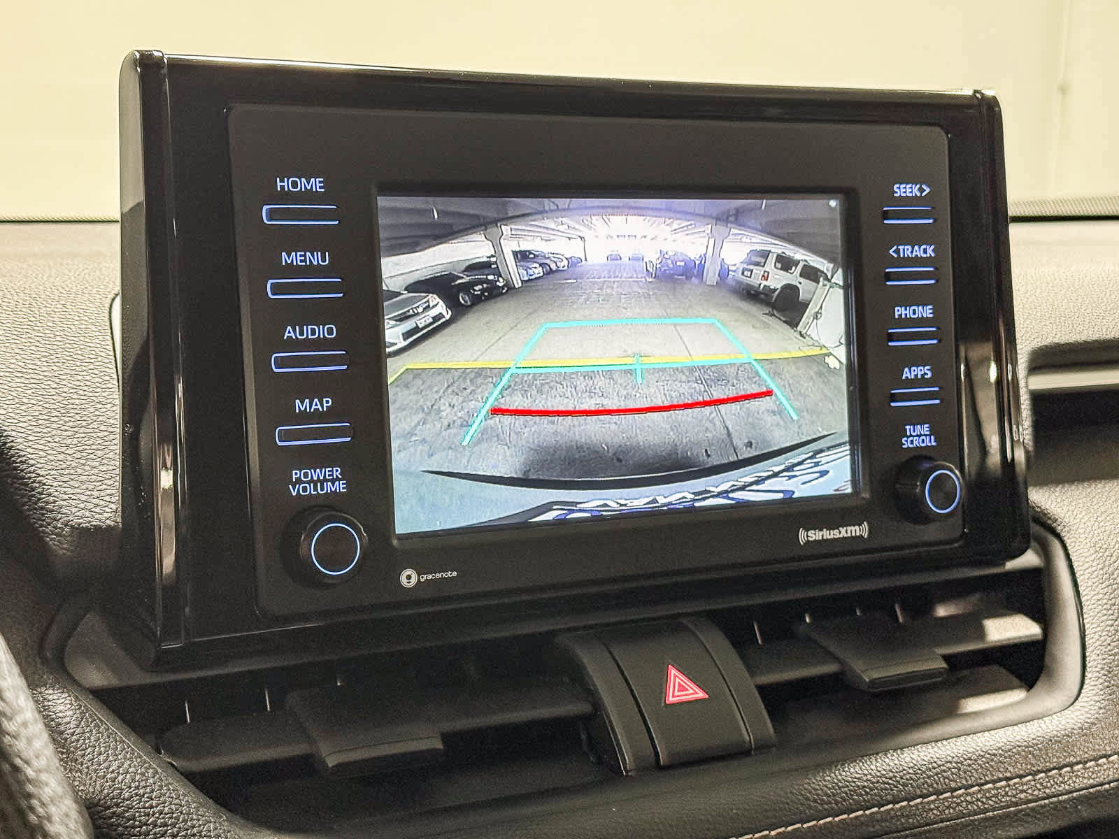 Certified 2020 Toyota RAV4 XLE w/ Carpet Mat Package AWD/4WD image 23
