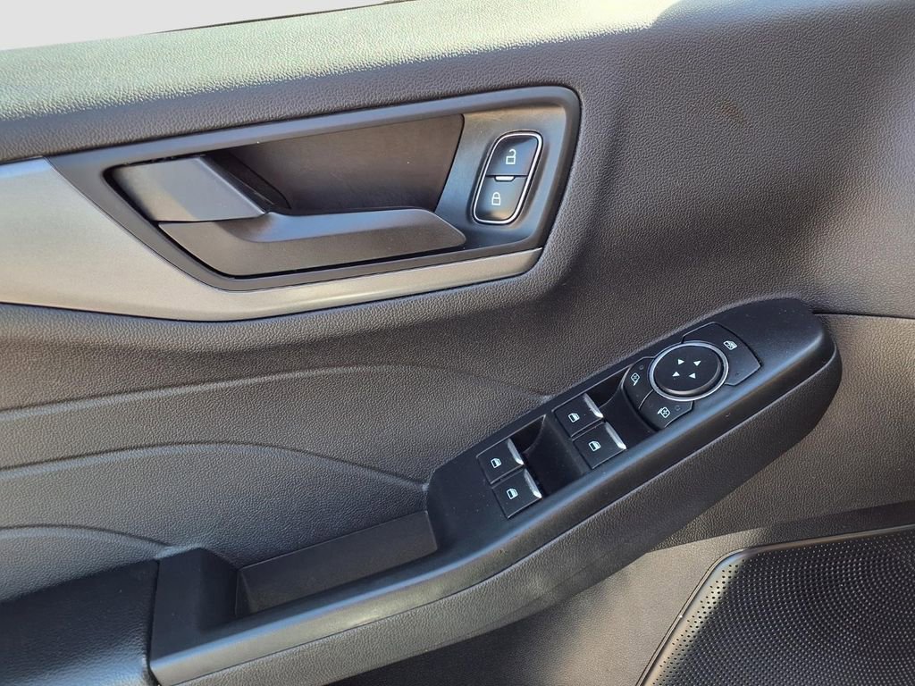Used 2023 Ford Escape Active w/ Cold Weather Package FWD image 29