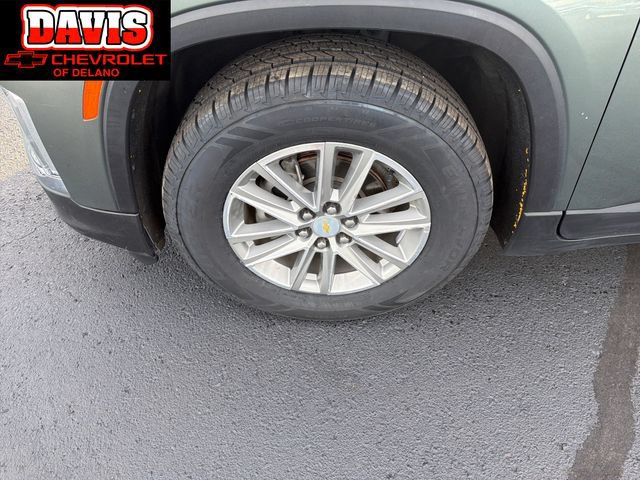 Used 2023 Chevrolet Traverse LT w/ Rear Camera Mirror Package AWD/4WD image 11