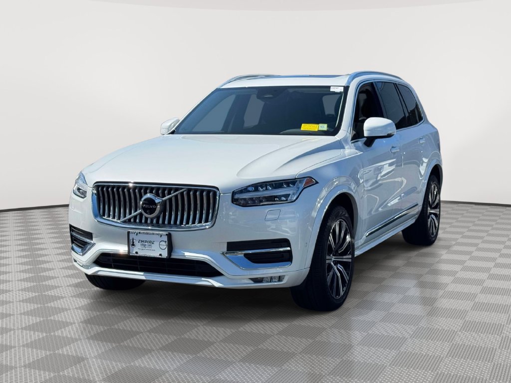 Certified 2024 Volvo XC90 B6 Plus AWD/4WD image 2