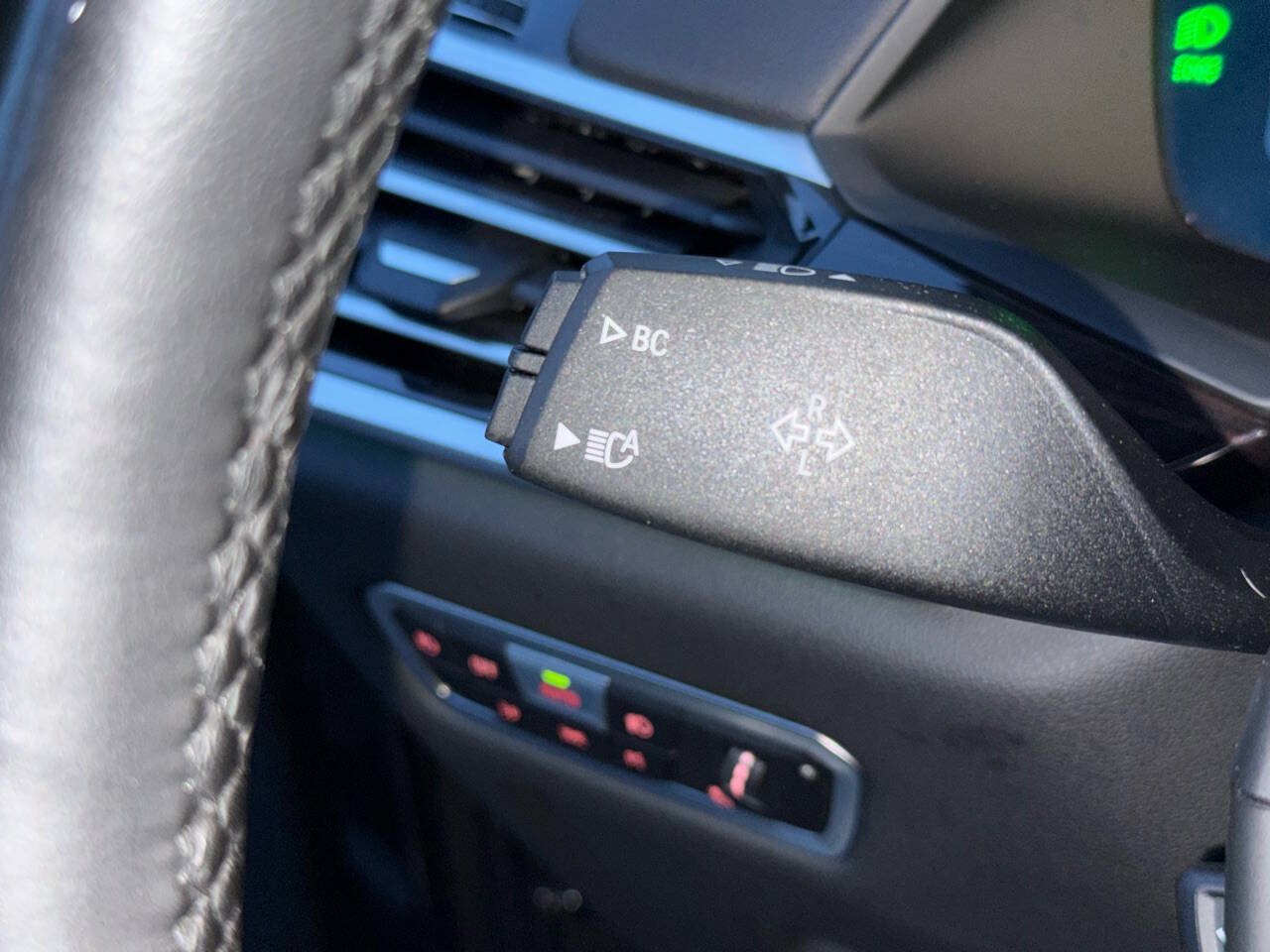 Used 2019 BMW X7 xDrive50i w/ Cold Weather Package AWD/4WD image 55