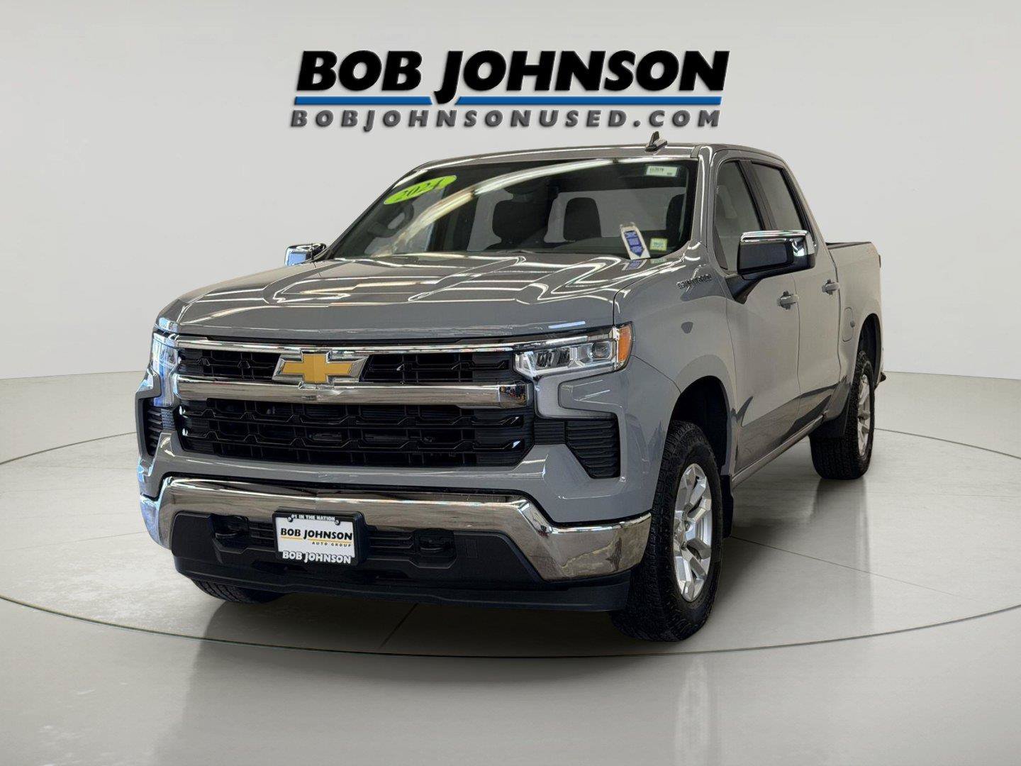Used 2024 Chevrolet Silverado 1500 LT AWD/4WD image 4