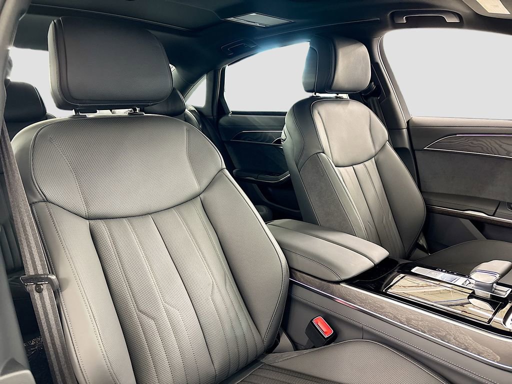 Used 2025 Audi A8 L 3.0T w/ Executive Package image 15