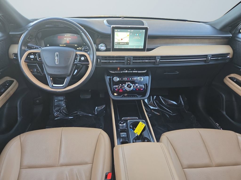 Used 2022 Lincoln Corsair Reserve w/ Sport Package image 10