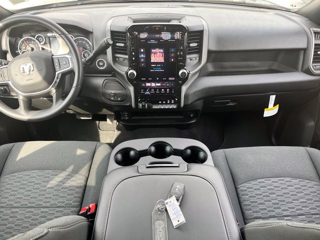 New 2027 RAM 3500 Tradesman AWD/4WD image 9