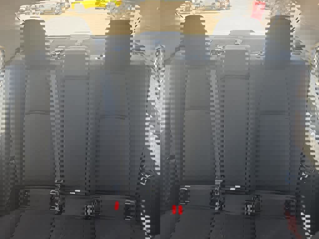 Used 2021 Toyota Corolla LE image 13