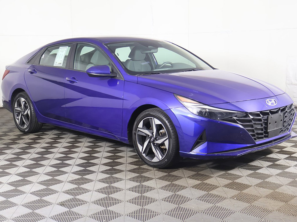 Used 2023 Hyundai Elantra SEL w/ Convenience Package FWD image 49