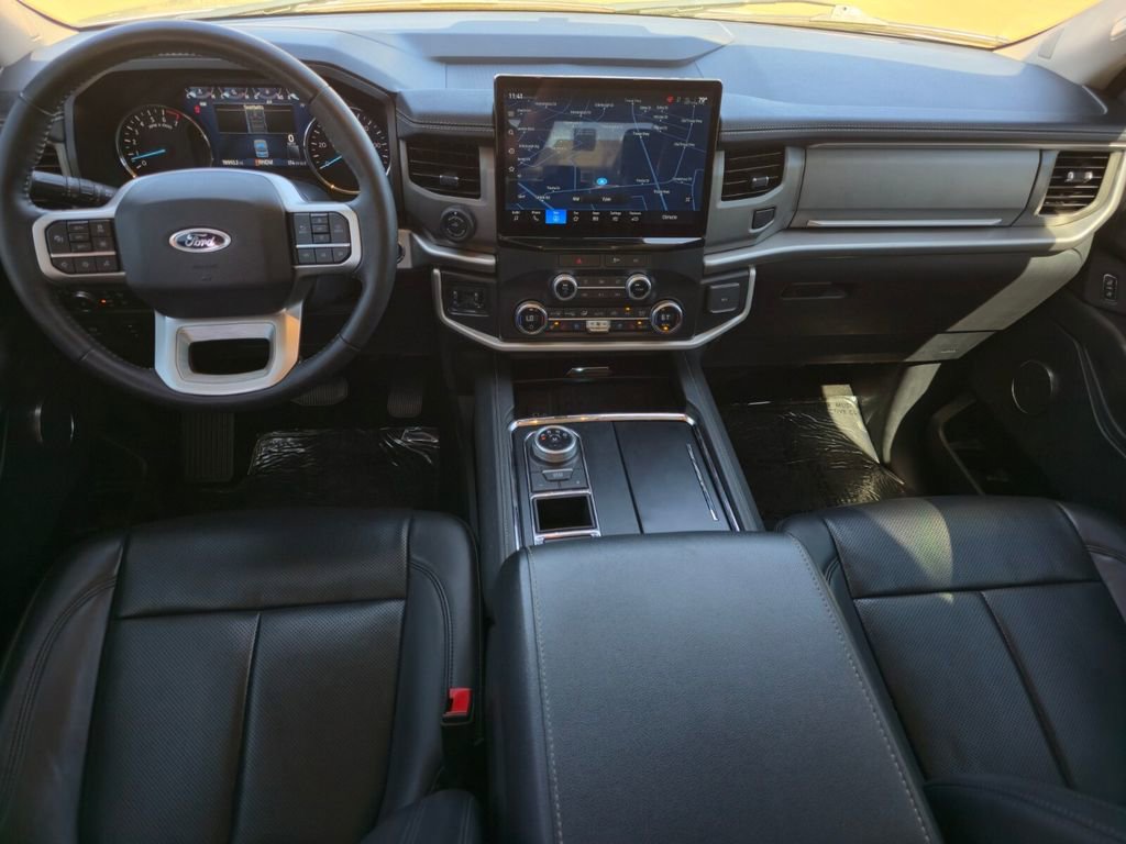 Used 2022 Ford Expedition XLT RWD image 12