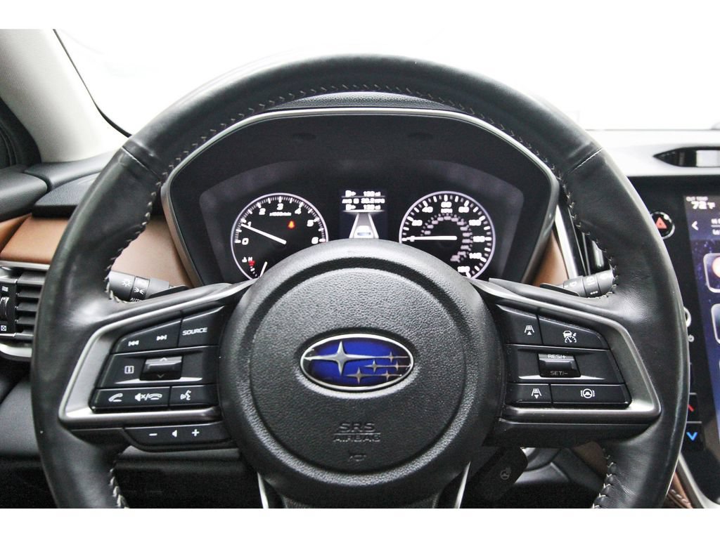 Used 2025 Subaru Outback Touring AWD/4WD image 13