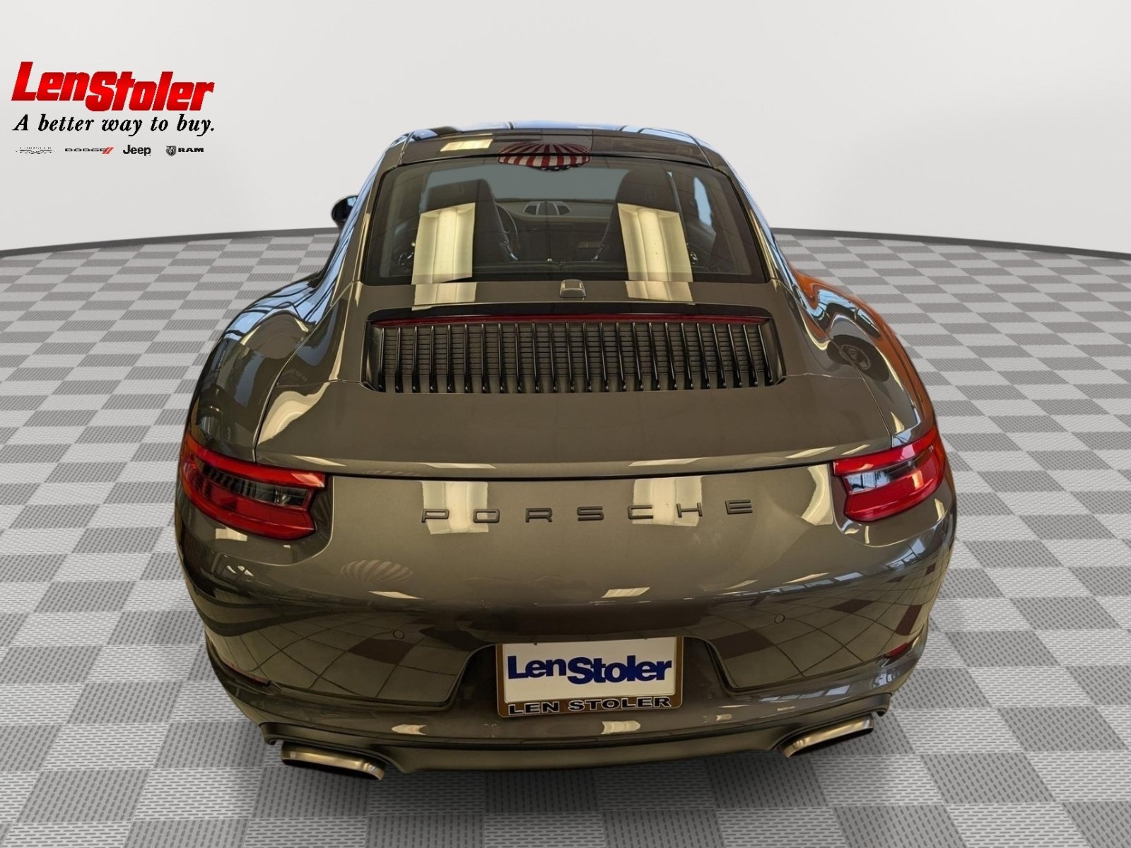 Used 2017 Porsche 911 Carrera RWD image 3