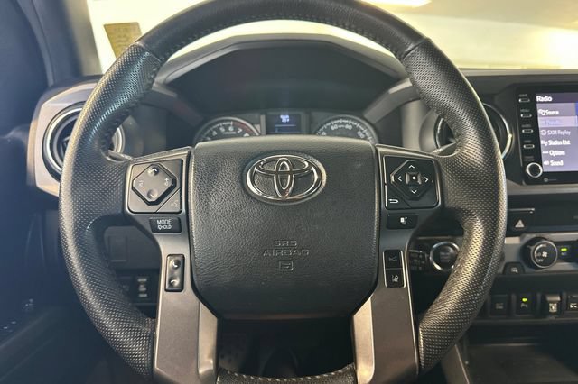 Used 2020 Toyota Tacoma TRD Off-Road w/ Technology Package AWD/4WD image 25