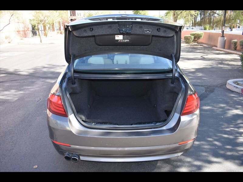 Used 2012 BMW 528i Sedan RWD image 24