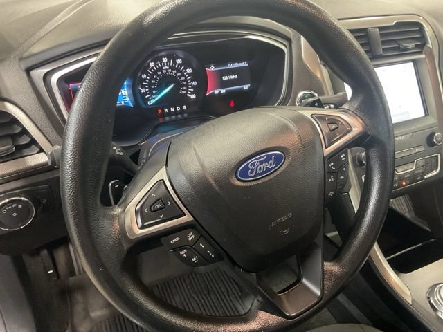 Used 2019 Ford Fusion SE AWD/4WD image 22