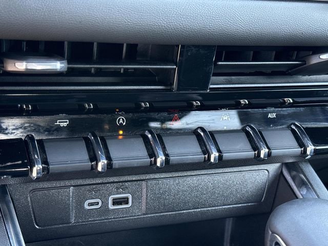 Used 2024 GMC Canyon Elevation w/ Convenience Package image 33