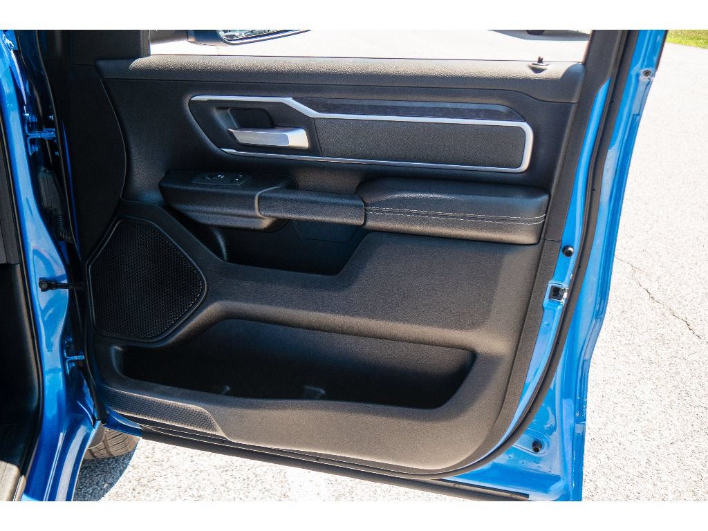 Used 2022 RAM 1500 Big Horn AWD/4WD image 17