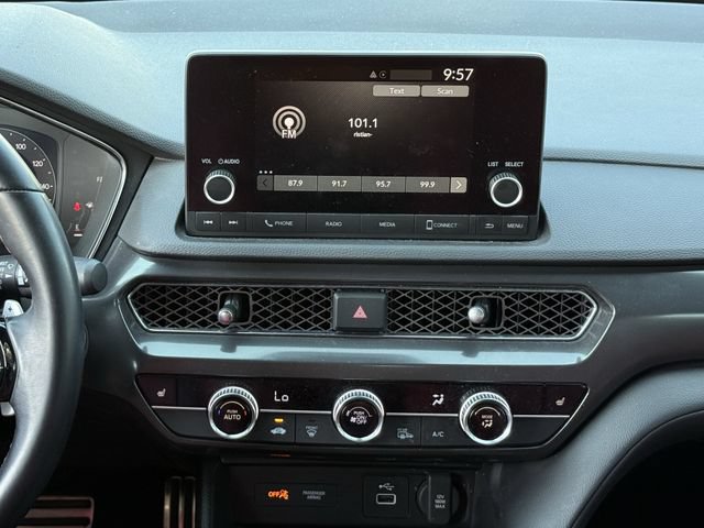 Used 2025 Acura Integra A-Spec FWD image 17