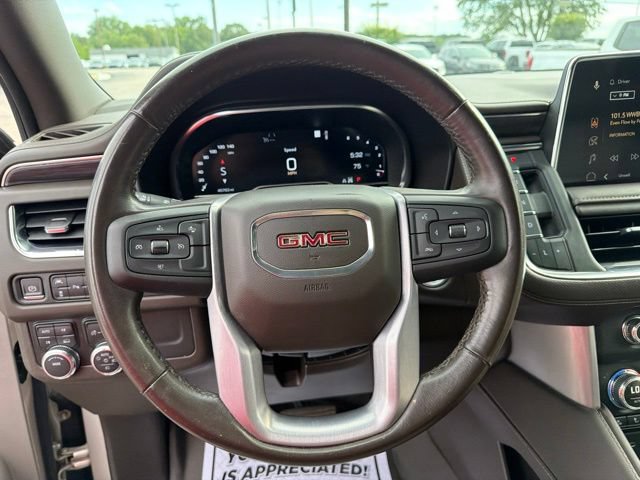 Used 2023 GMC Yukon XL SLT AWD/4WD image 15