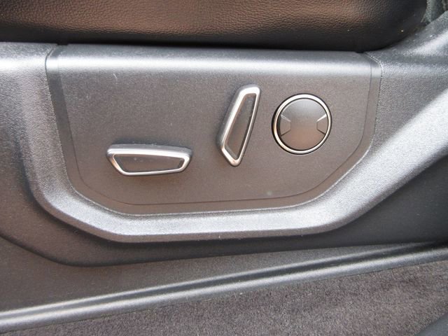 Used 2019 Ford F150 Raptor w/ Equipment Group 802A Luxury image 13