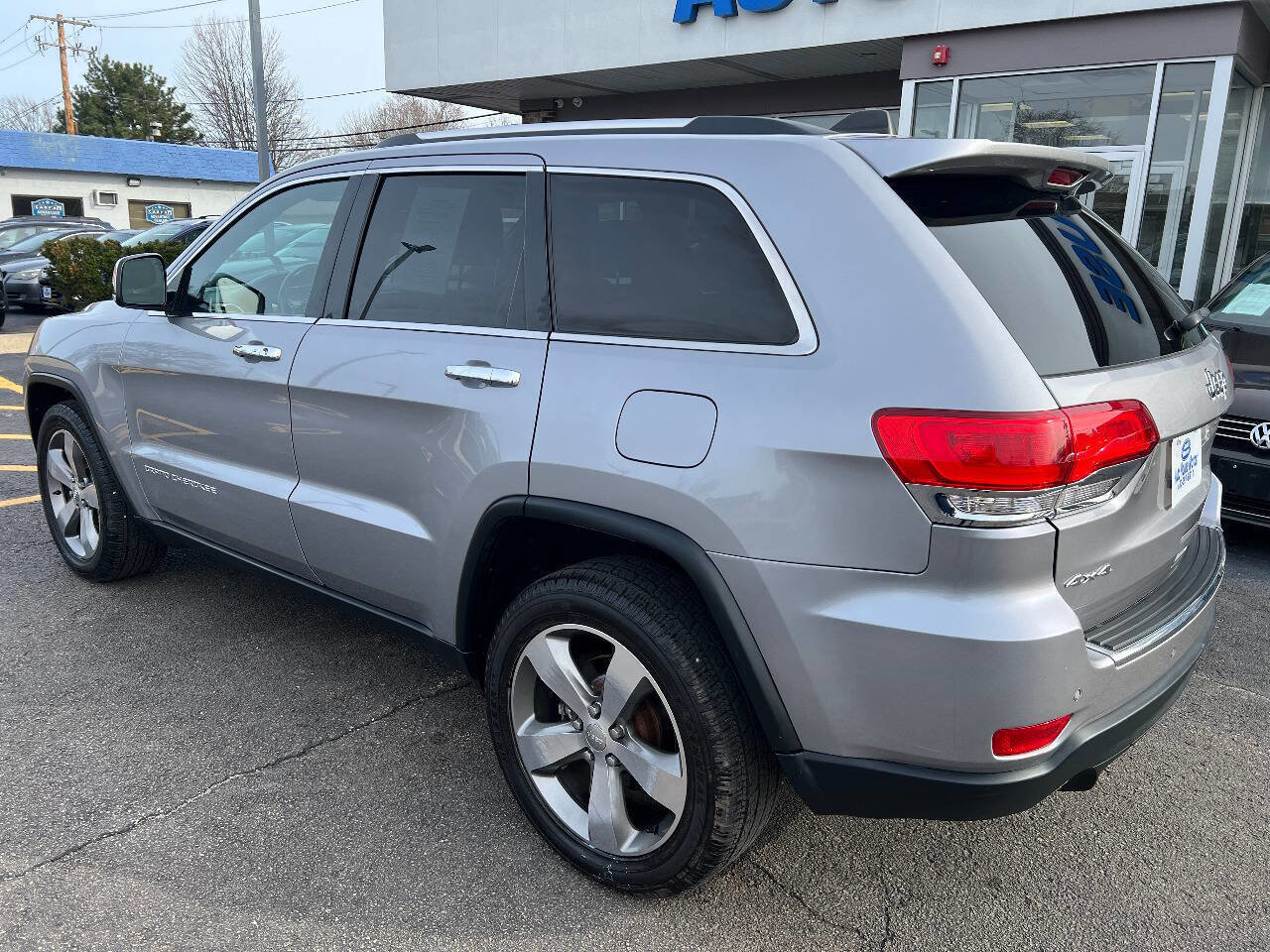 Used 2014 Jeep Grand Cherokee Limited AWD/4WD image 12