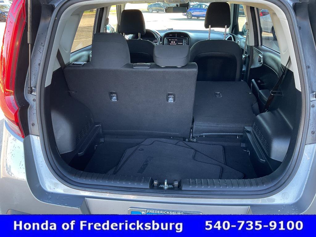 Used 2022 Kia Soul LX w/ Technology Package FWD image 21