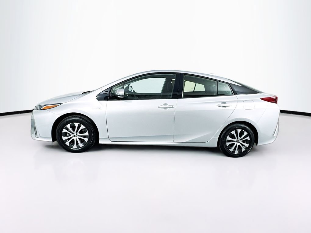 Used 2020 Toyota Prius Prime LE image 6