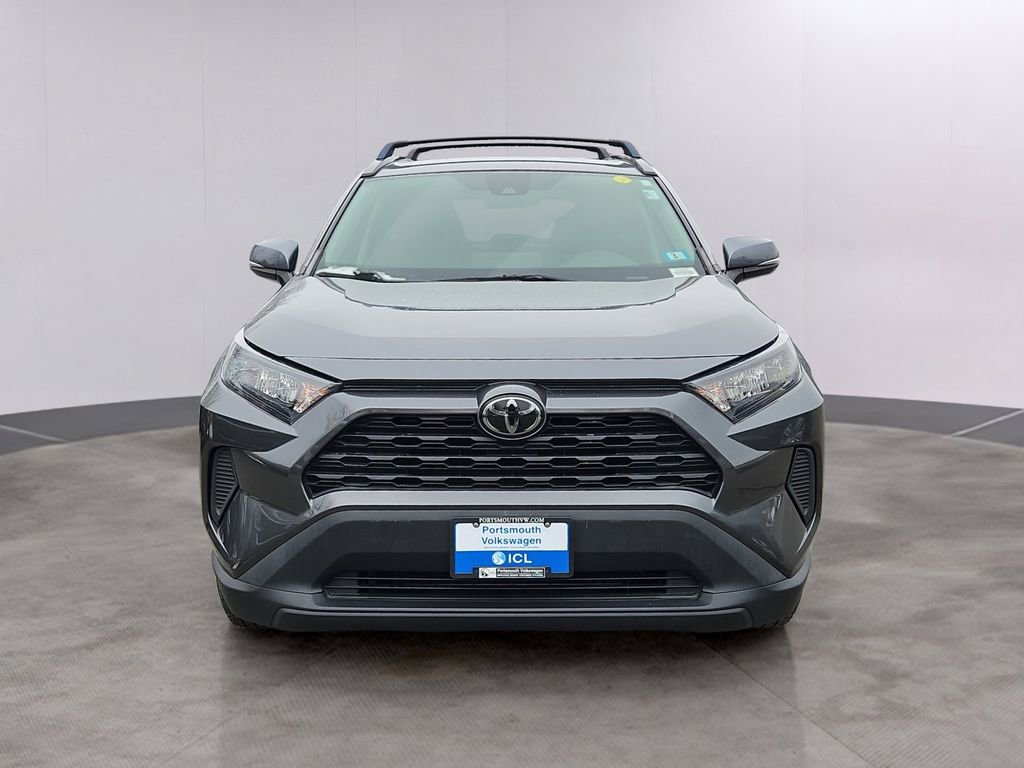 Used 2021 Toyota RAV4 LE image 2