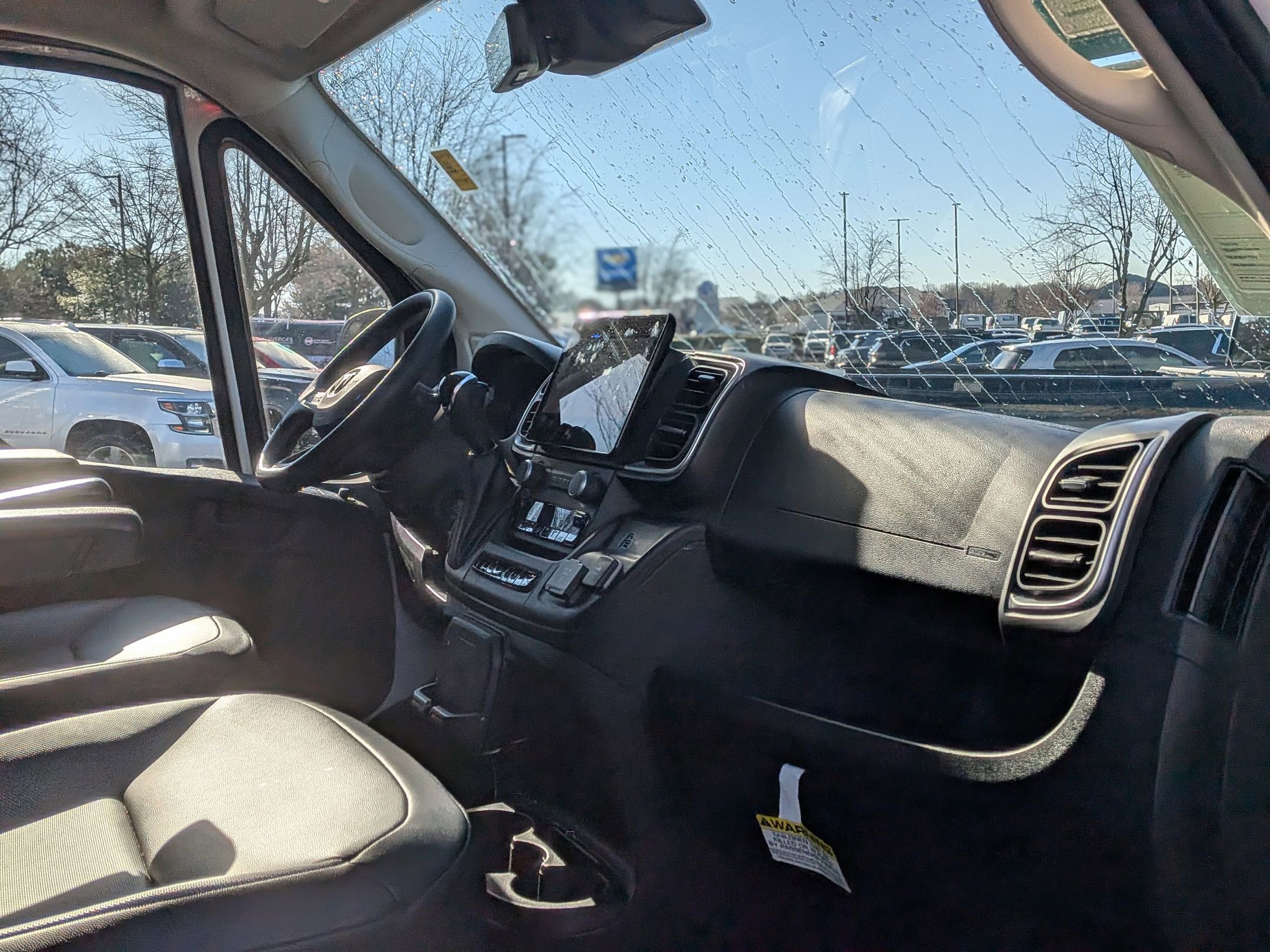 Used 2024 RAM ProMaster 2500 w/ Quick Order Package 22H SLT+ image 34