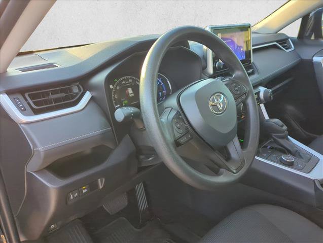 Certified 2024 Toyota RAV4 LE AWD/4WD image 15