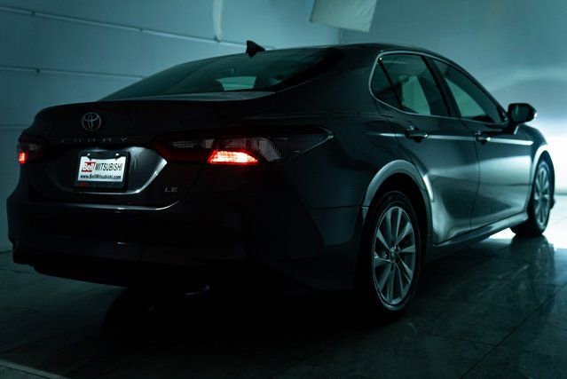 Used 2023 Toyota Camry LE image 10