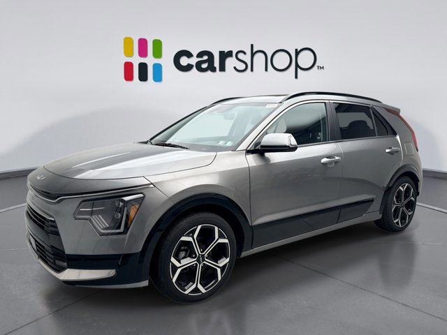 Used 2023 Kia Niro SX Touring image 1