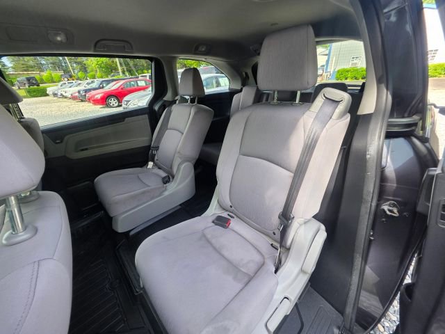 Used 2018 Honda Odyssey LX image 19