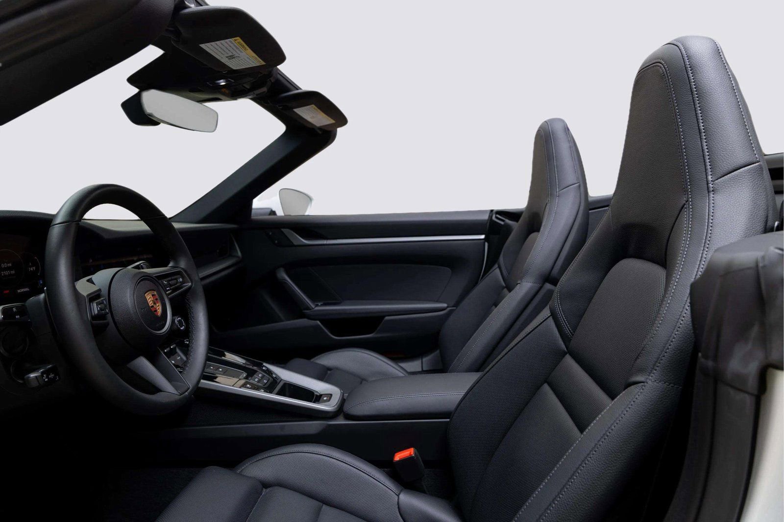 Used 2025 Porsche 911 Carrera RWD image 15