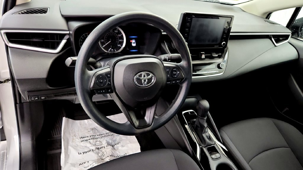 Used 2022 Toyota Corolla LE FWD image 24