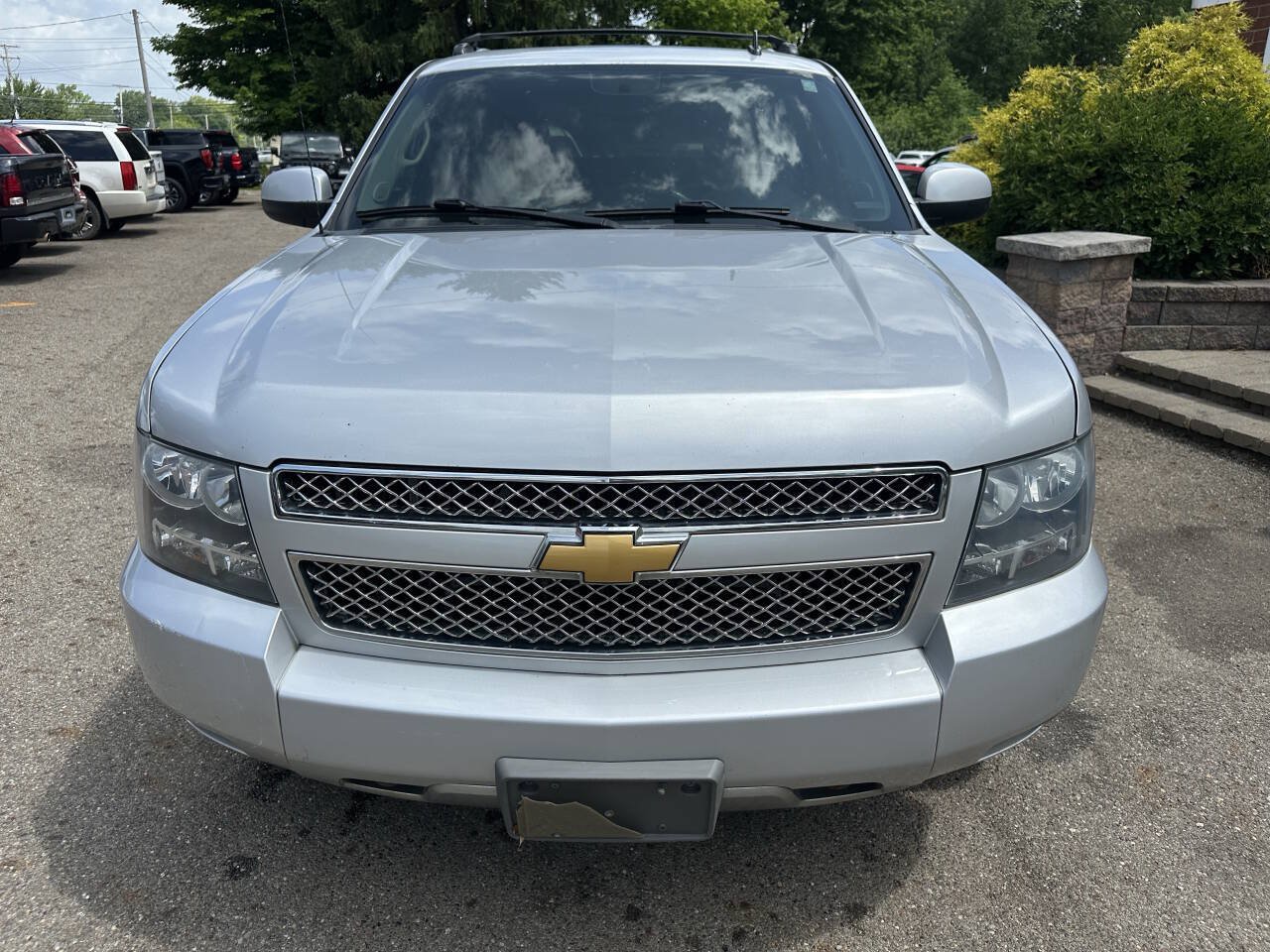 Used 2012 Chevrolet Avalanche LT AWD/4WD image 10
