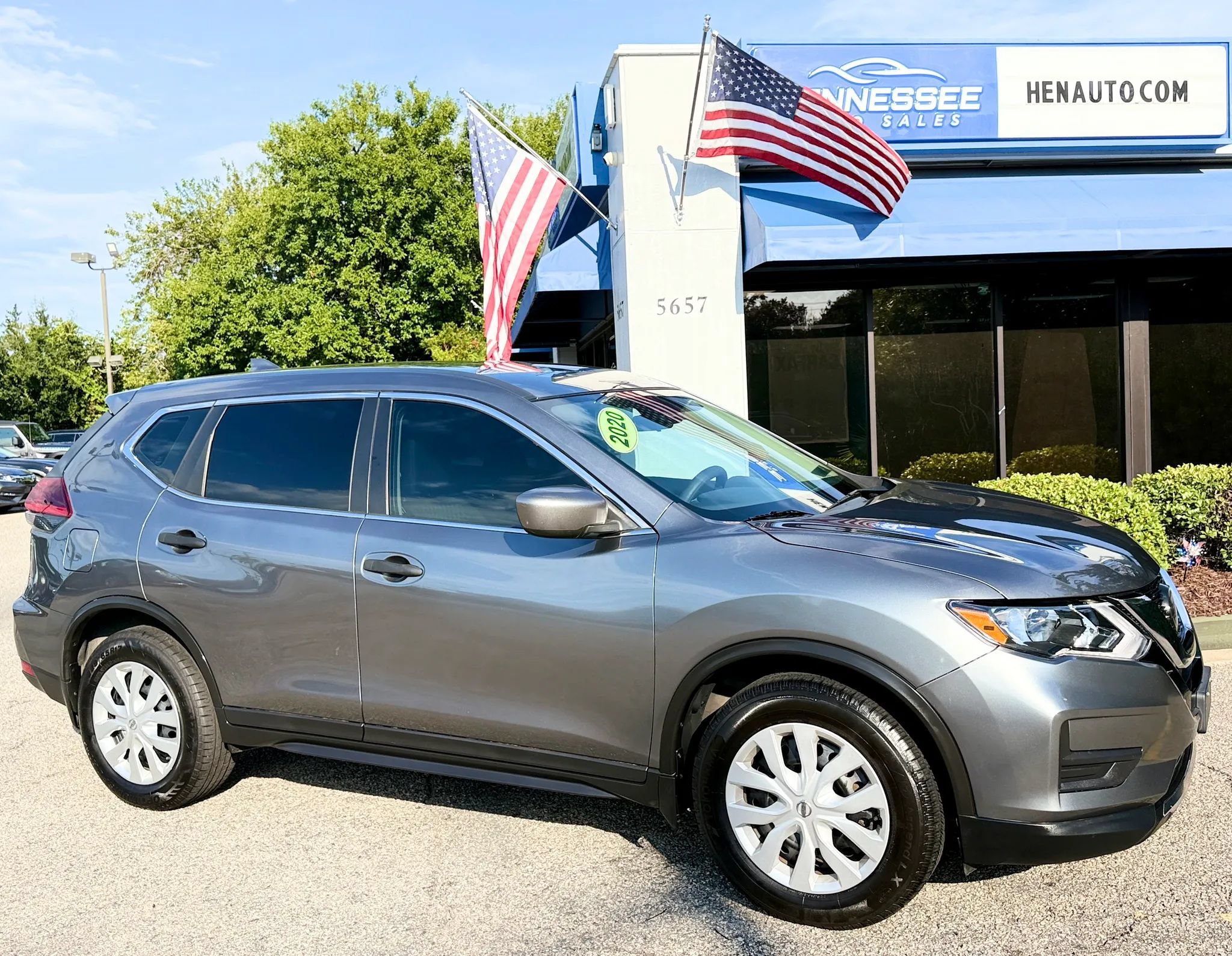 Used 2020 Nissan Rogue S FWD image 4