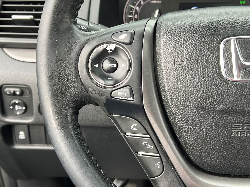 Used 2017 Honda Pilot EX-L image 25
