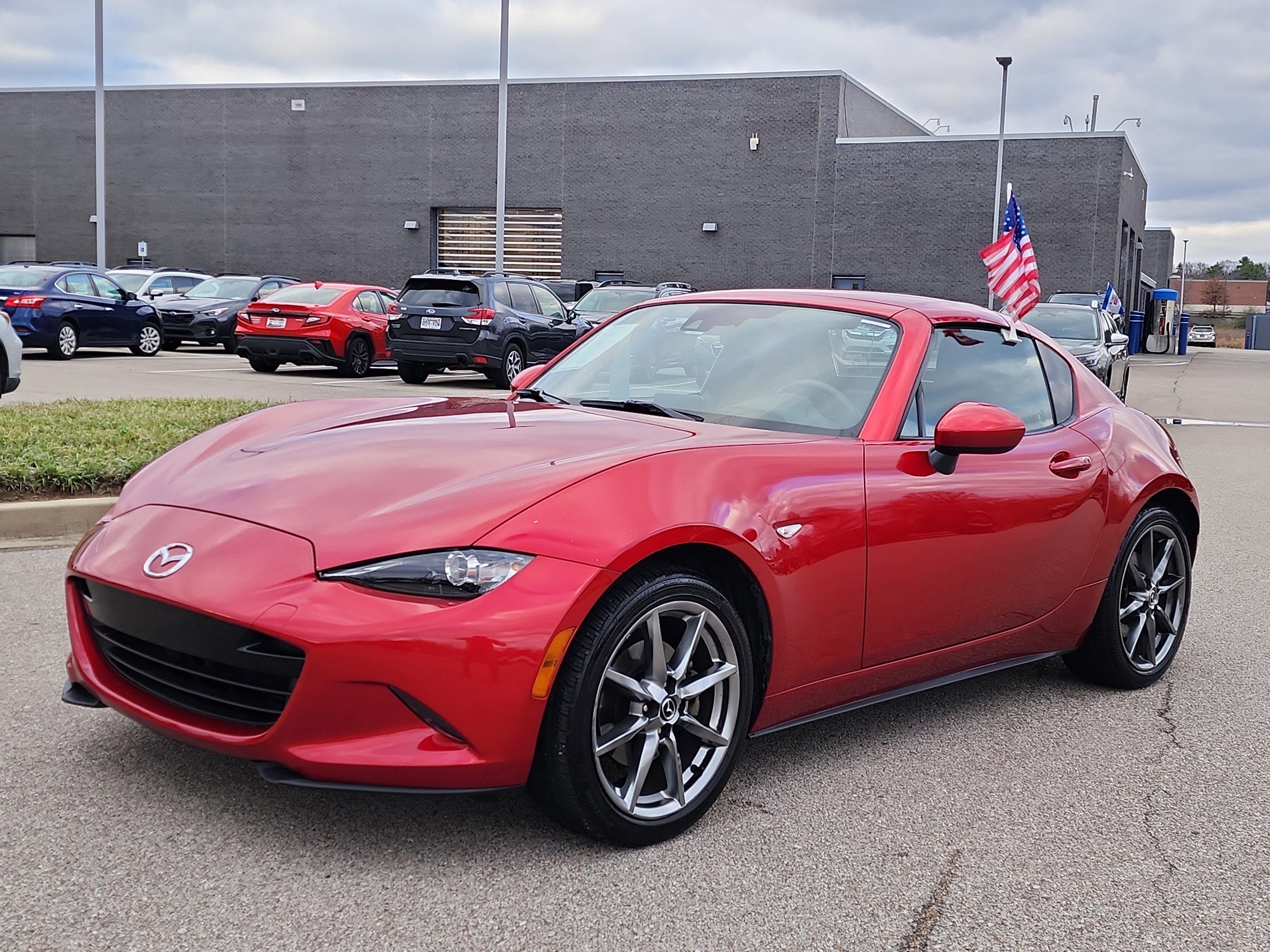 Used 2017 MAZDA MX-5 Miata RF Grand Touring image 7